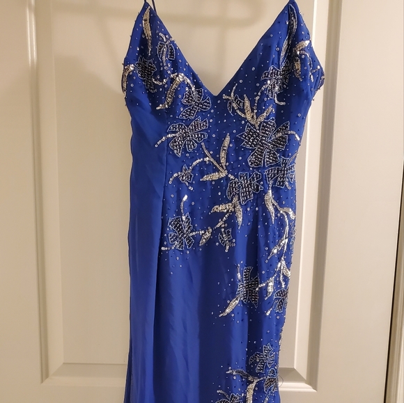 dress - Picture 4 of 5